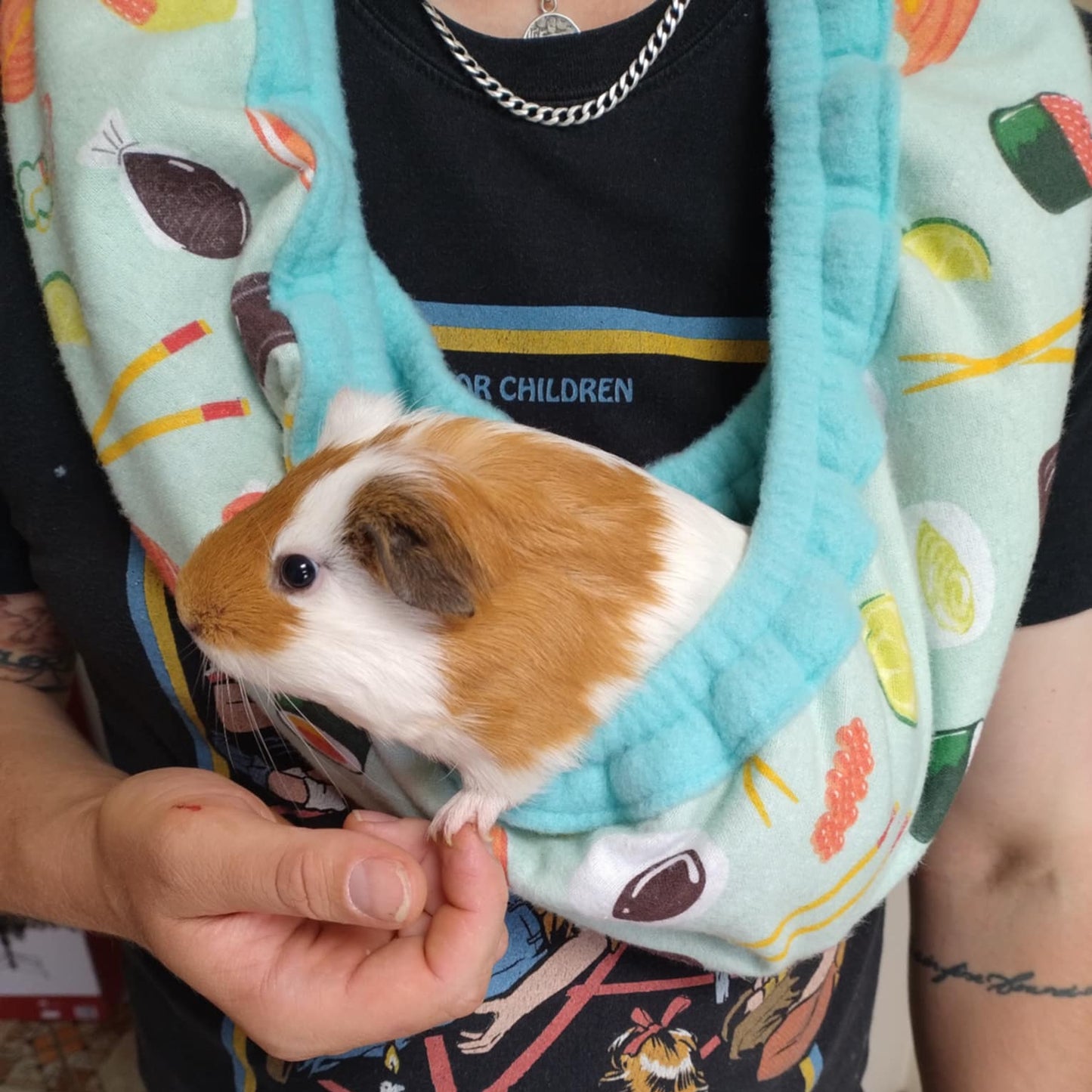 Cuddle Scarf / Bonding Scarf for guinea pigs and other small animals