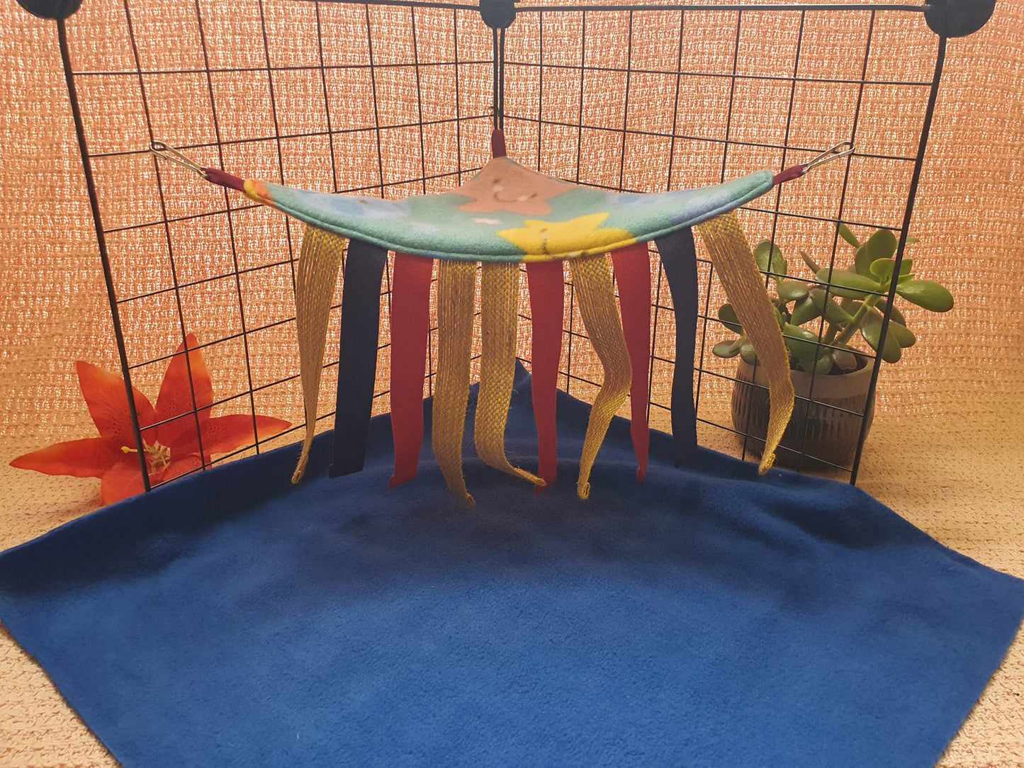 Handmade corner triangle hammock for Guinea Pigs with clips and tassels