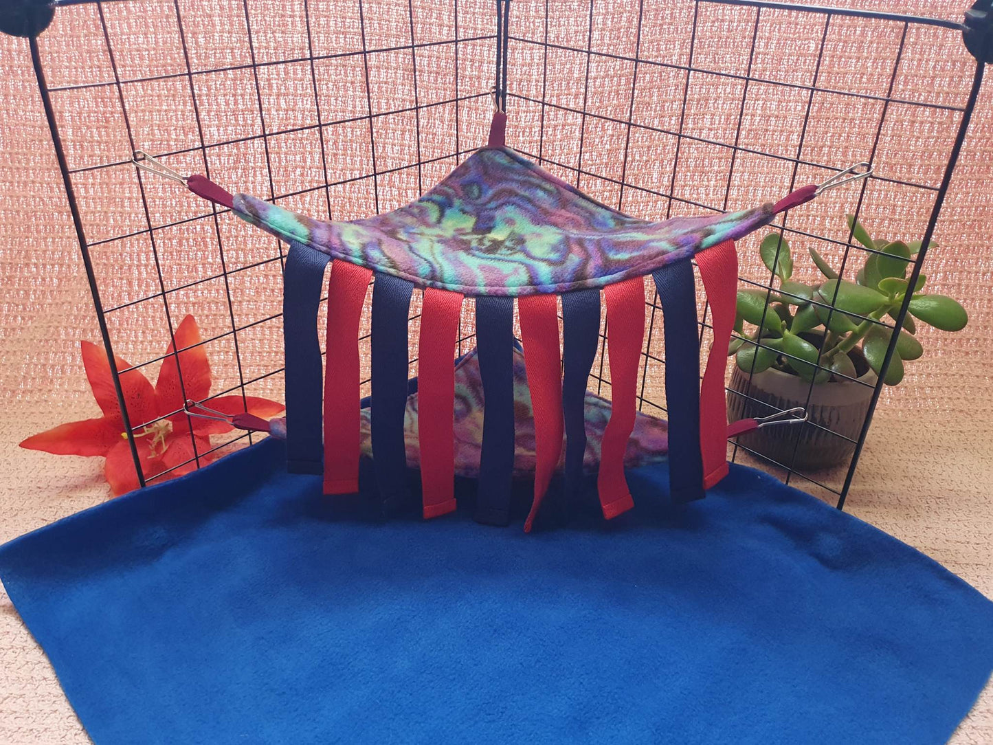 Handmade corner triangle hammock for Guinea Pigs with clips and tassels